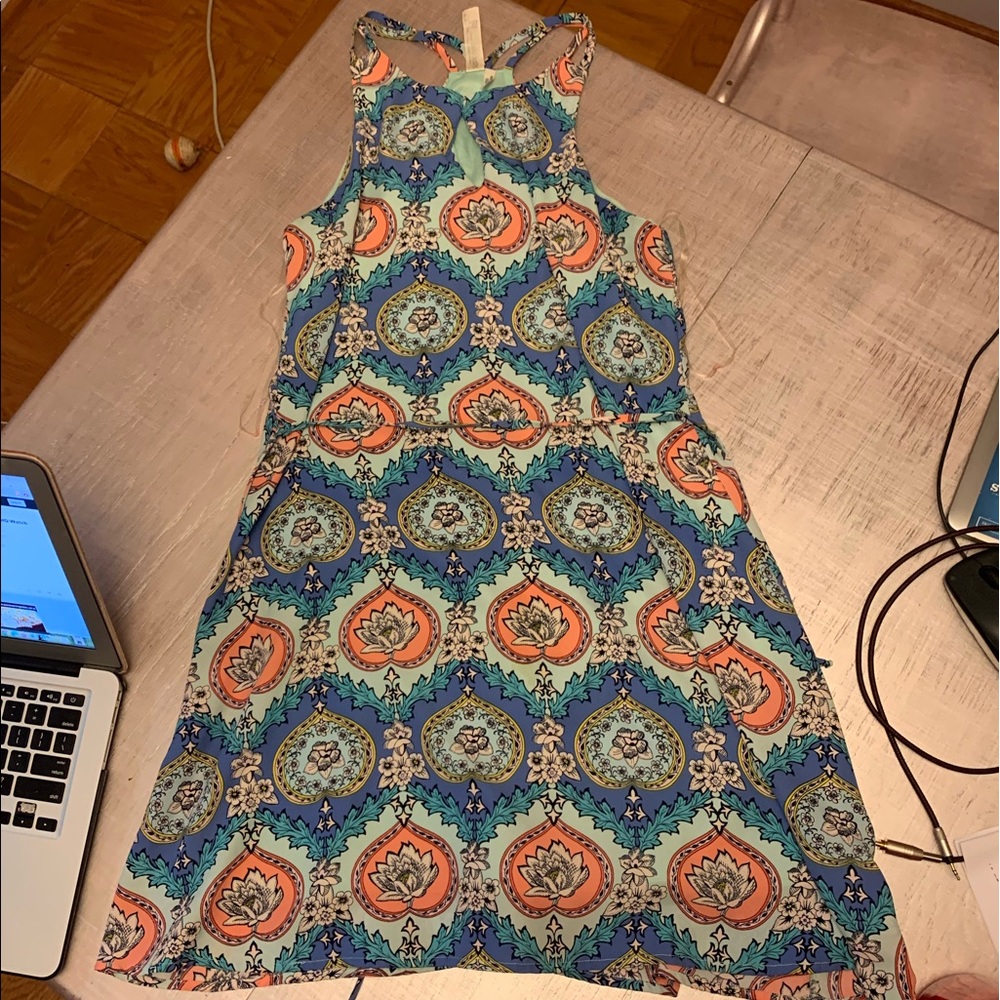 Multicolor high neck keyhole dress